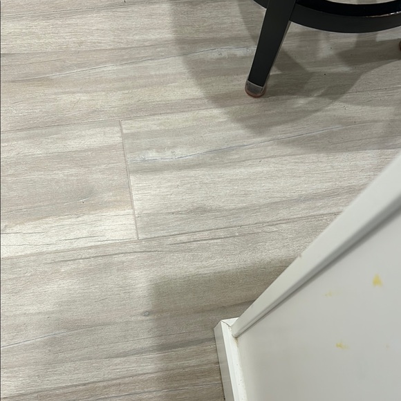 Tod's Tan Leather Shoulder Bag with Curved Handle - Picture 7 of 7